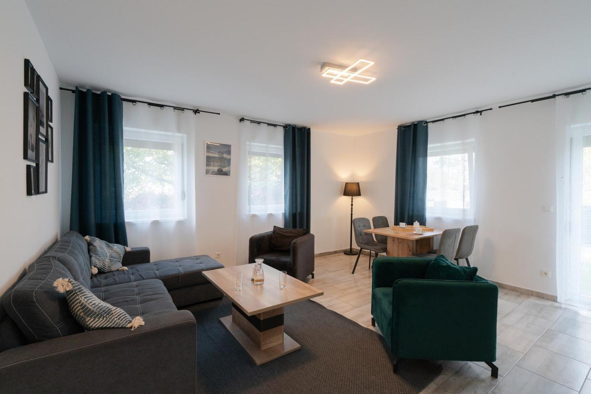 Domus Optima - Cozy Retreat In Apartamento Viena