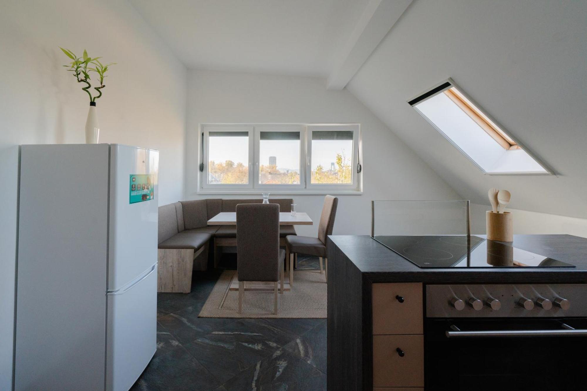 Domus Optima - Cozy Retreat In Apartamento